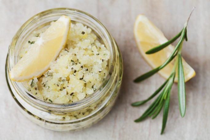 domowy peeling cytrynowy