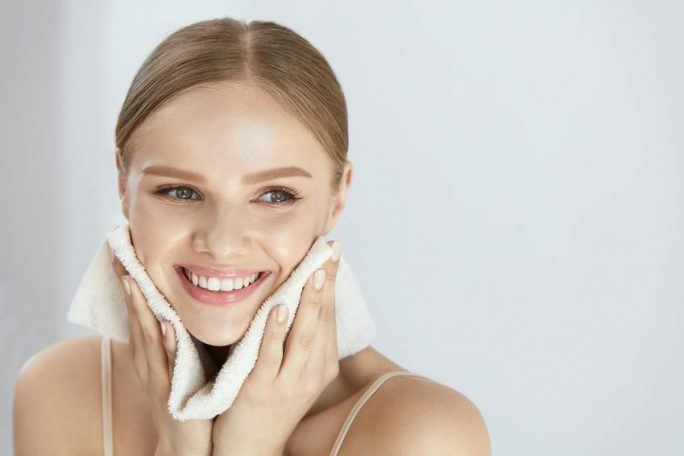 jak działa peeling enzymatyczny