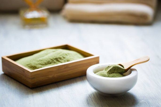 spirulina jako dodatek na włosy