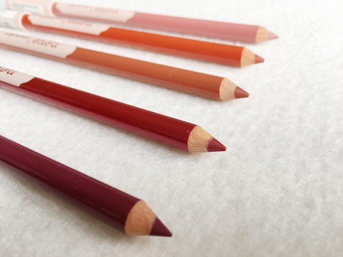 Neve Cosmetics mineralne kredki do ust